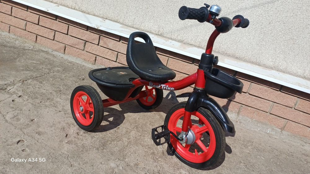 Дитячий велосипед