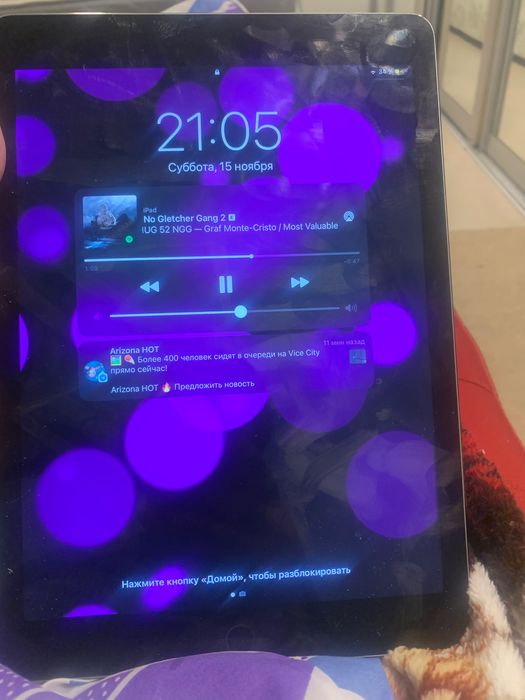 Продам IPad Air 2