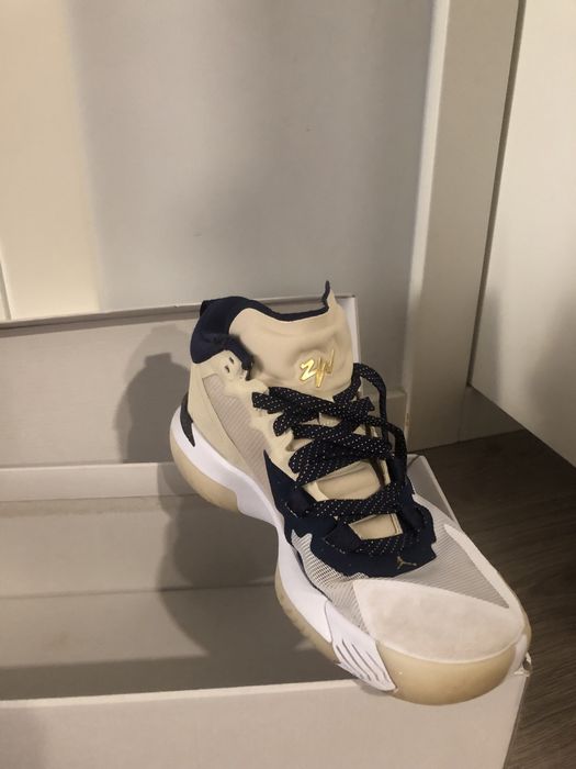 Tenis Jordan - ZW - Originais - Excelente - Edição Limitada