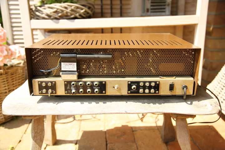 Wzmacniacz Sansui APS310, rywal au70