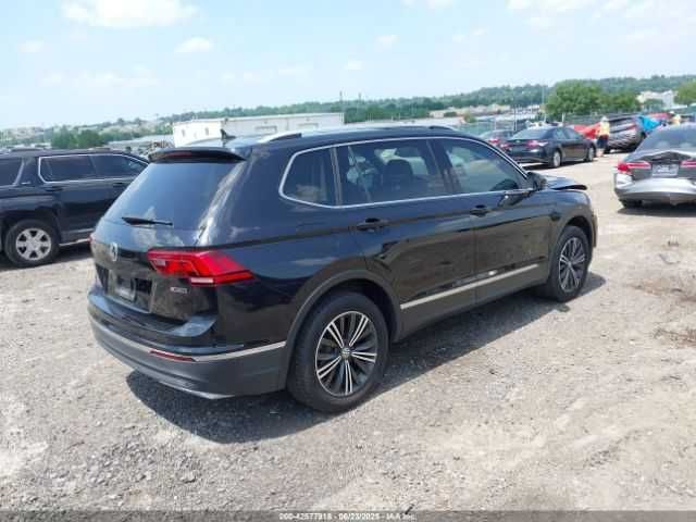 Volkswagen Tiguan 2.0T SEL R-LINE BLACK 2.0L I-4 DI, DOHC