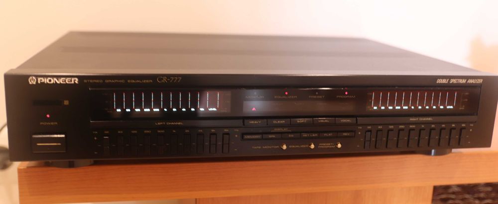 Equalizador Pioneer GR-777