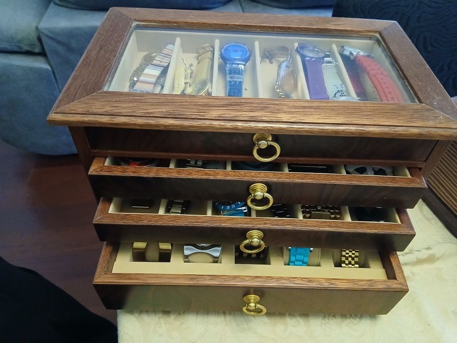 Movel para guardar relógios