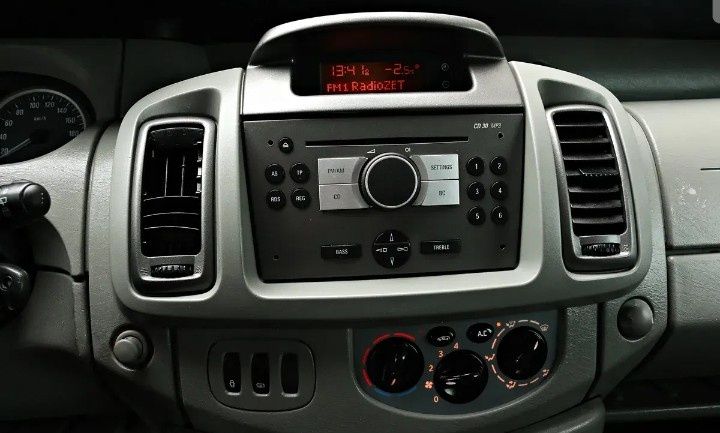 Opel Vivaro 2,0 2009