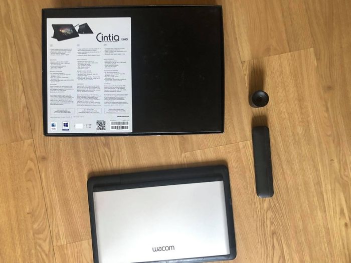 Wacon Cintiq 13HD Creative Pen Display