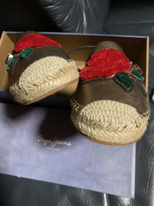 Продам летнюю обувь