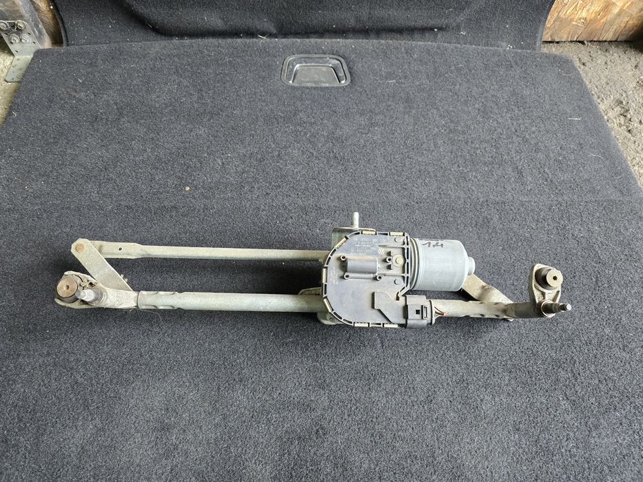 Mechanizm wycieraczek bosch vw Golf V