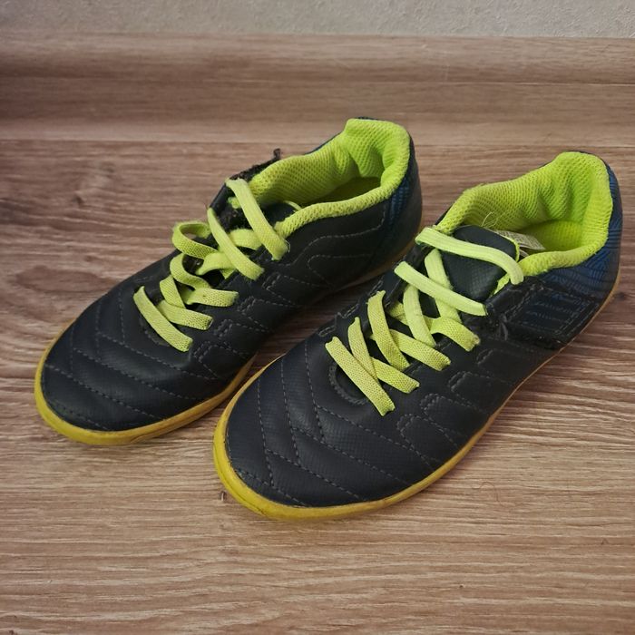 Взуття дитяче на хлопчика
