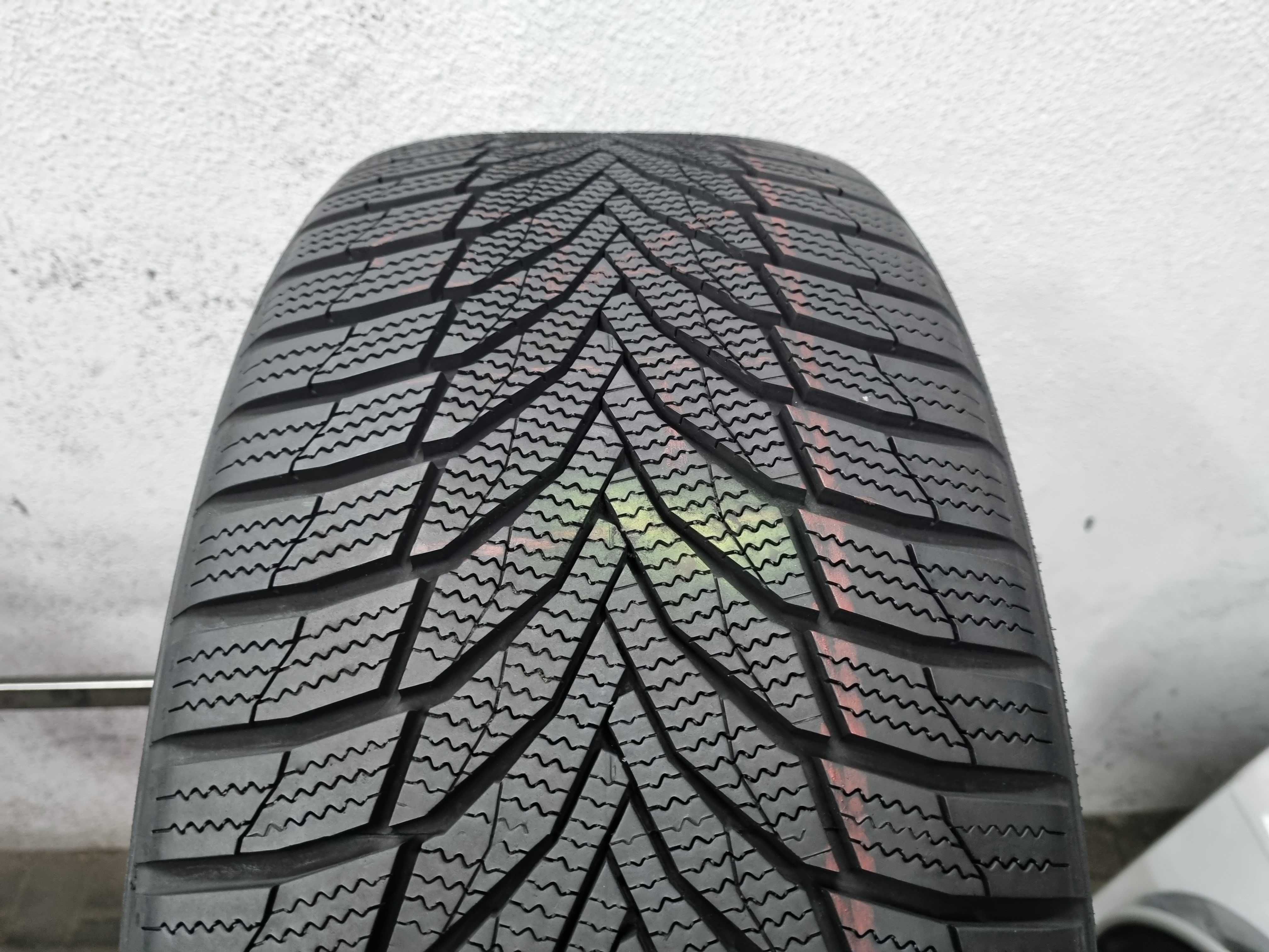 245/45/19 102V Nexen Winguard Sport 2 WU7 Dot.3624R