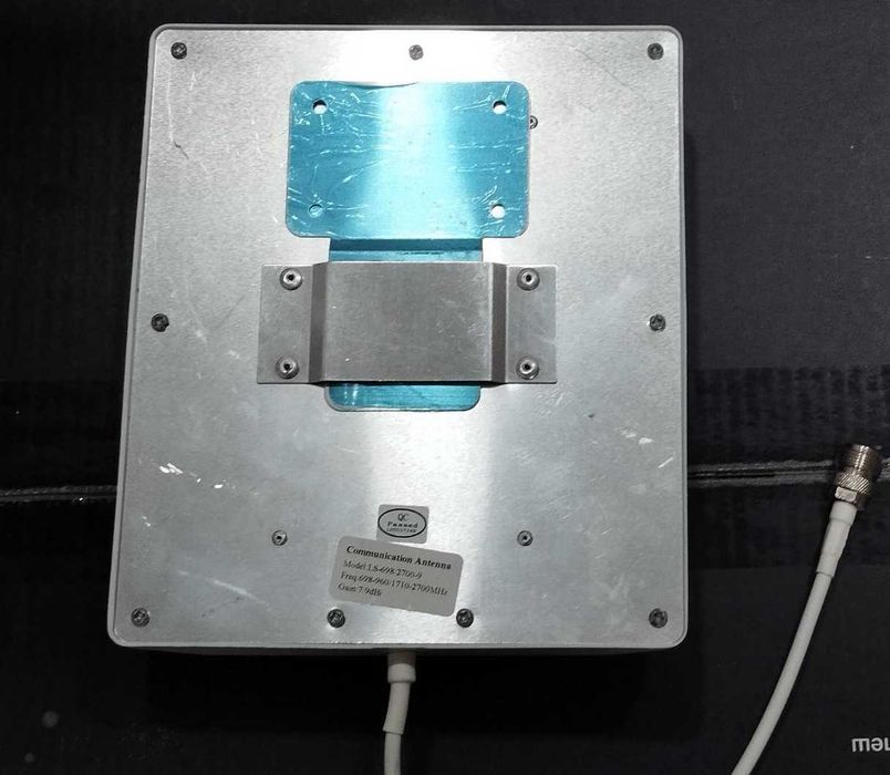 5-ти діапазонний GSM/2G/3G/4G+LTE ретранслятор (репітер)