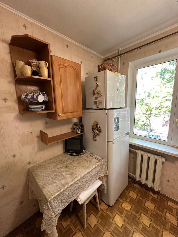 Продам двухкомнатную квартиру на Черемушках