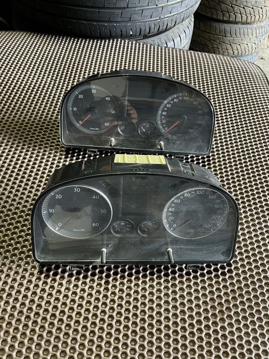 Панель приладів Volkswagen Touran Caddy 1.9 TDI