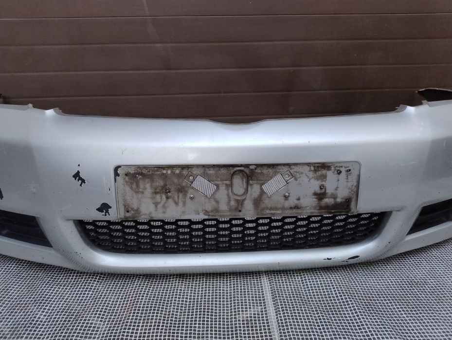 Toyota Corolla Verso zderzak przód 1C0 wysyłka