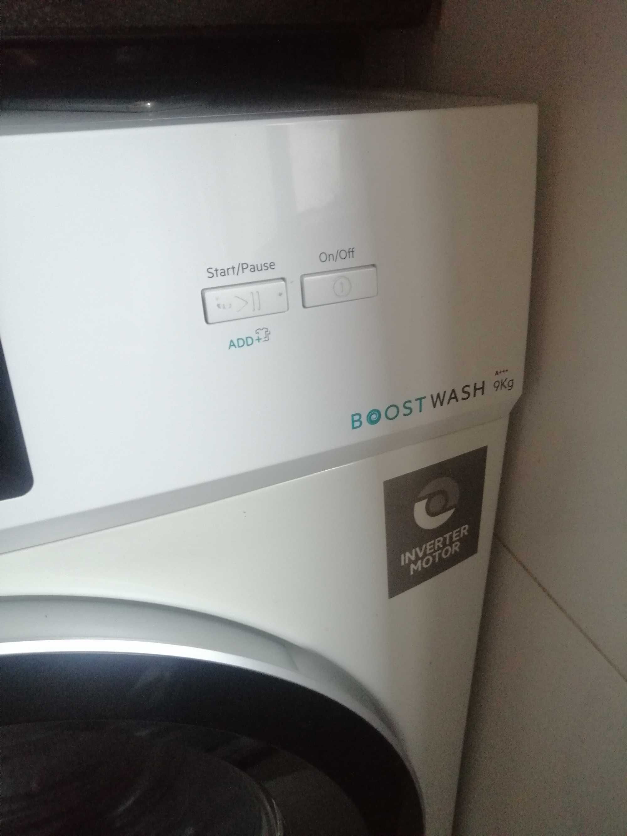 Máquina de Lavar Roupa BECKEN