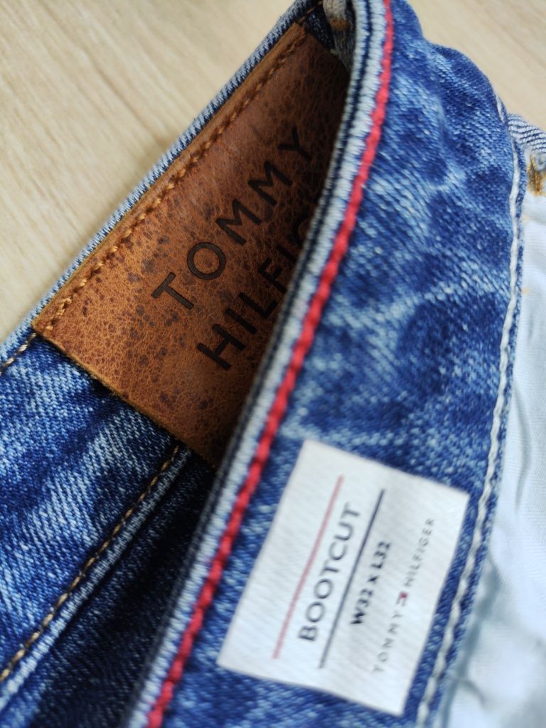 Spodnie  Tommy Hilfiger Bootcut Jeans