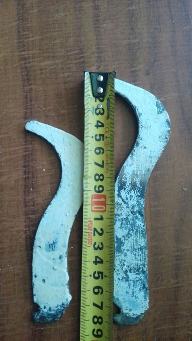 Міцний кронштейн чавунних радіаторів, крепление чугунных батарей ссср