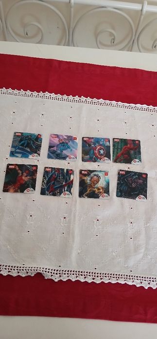 Cromos holográficos da Marvel