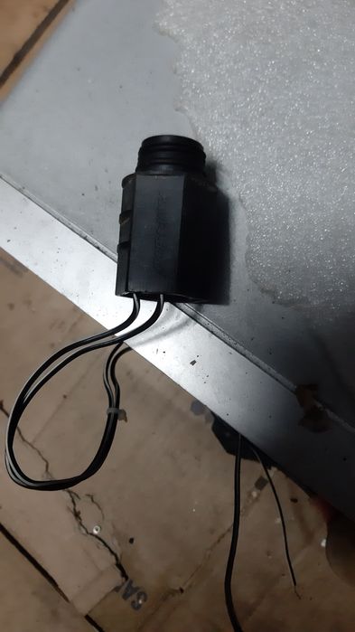 Válvula para controlo do fluxo de água