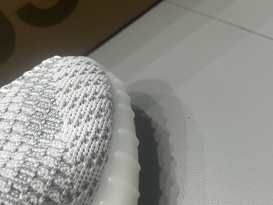 Yeezy 350 V2 Static