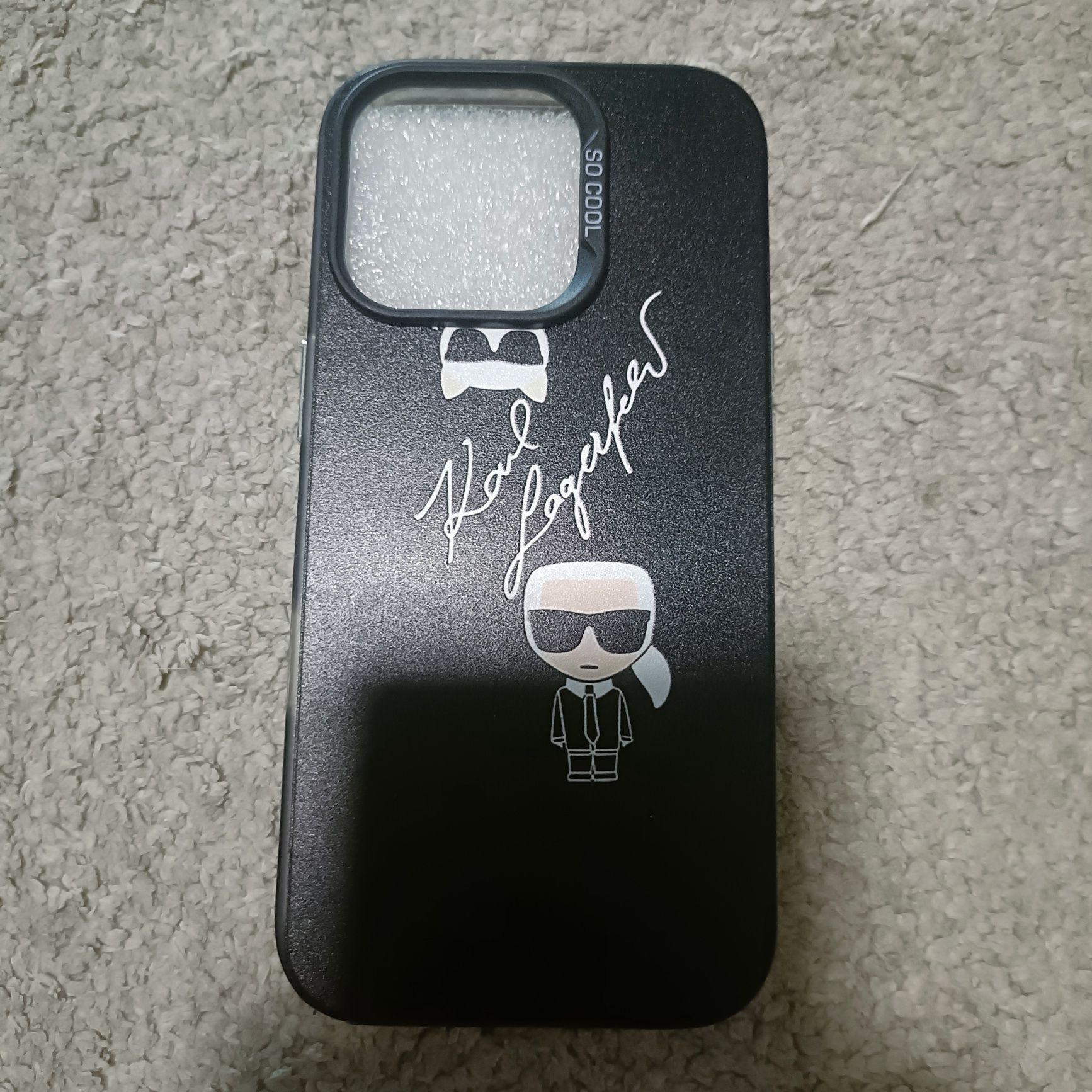 Capa iPhone 16 pro  Karl lagerfeld