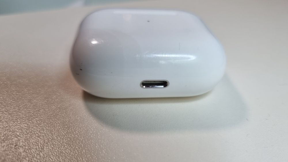 Airpods 3 case зарядний кейс, без навушників
