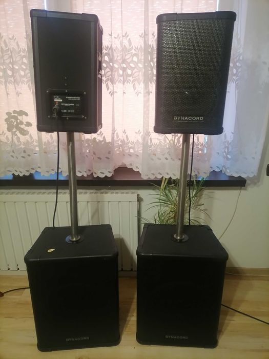 sprzet grajacy koncertowy, keyboard, glosniki , mikrofon, wzmacniacz