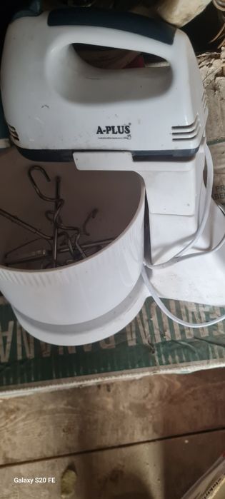 Міксер новий без упаковки