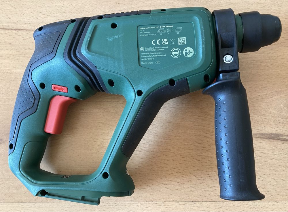 Młot akumulatorowy Bosch UniversalHammer 18V
