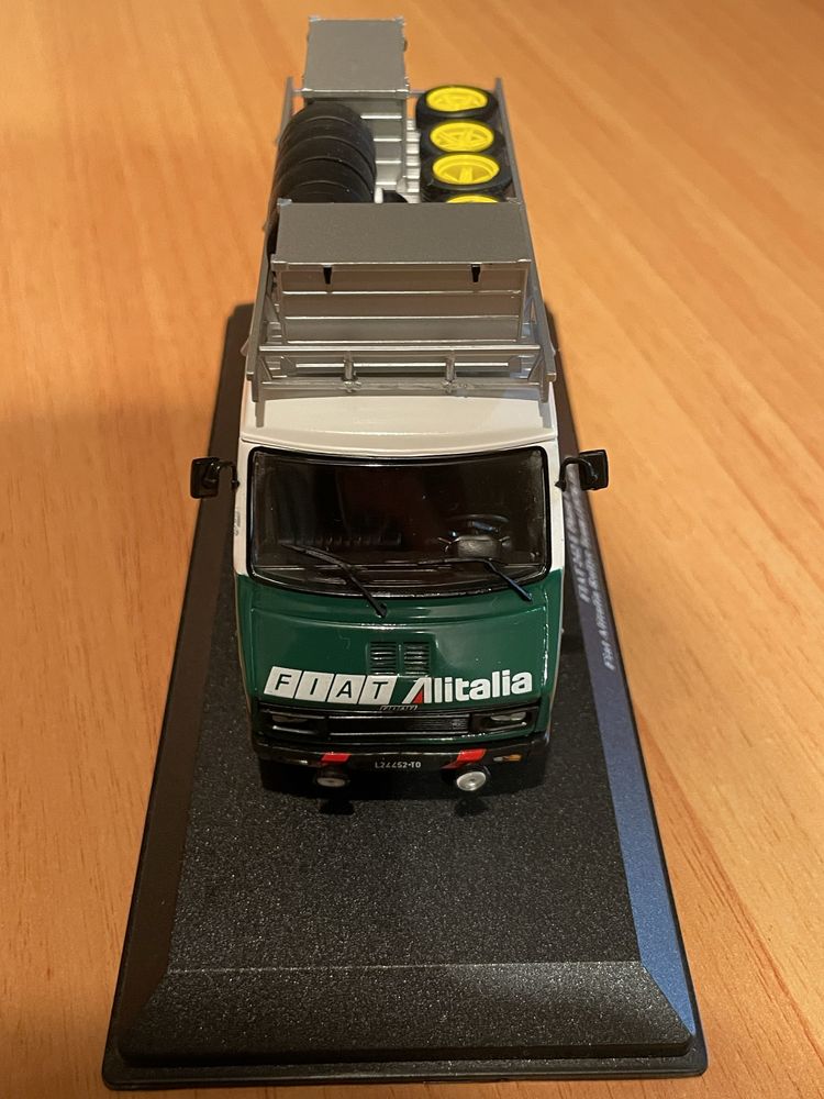 FIAT 242 E Phase 1 miniatura rali colecionável