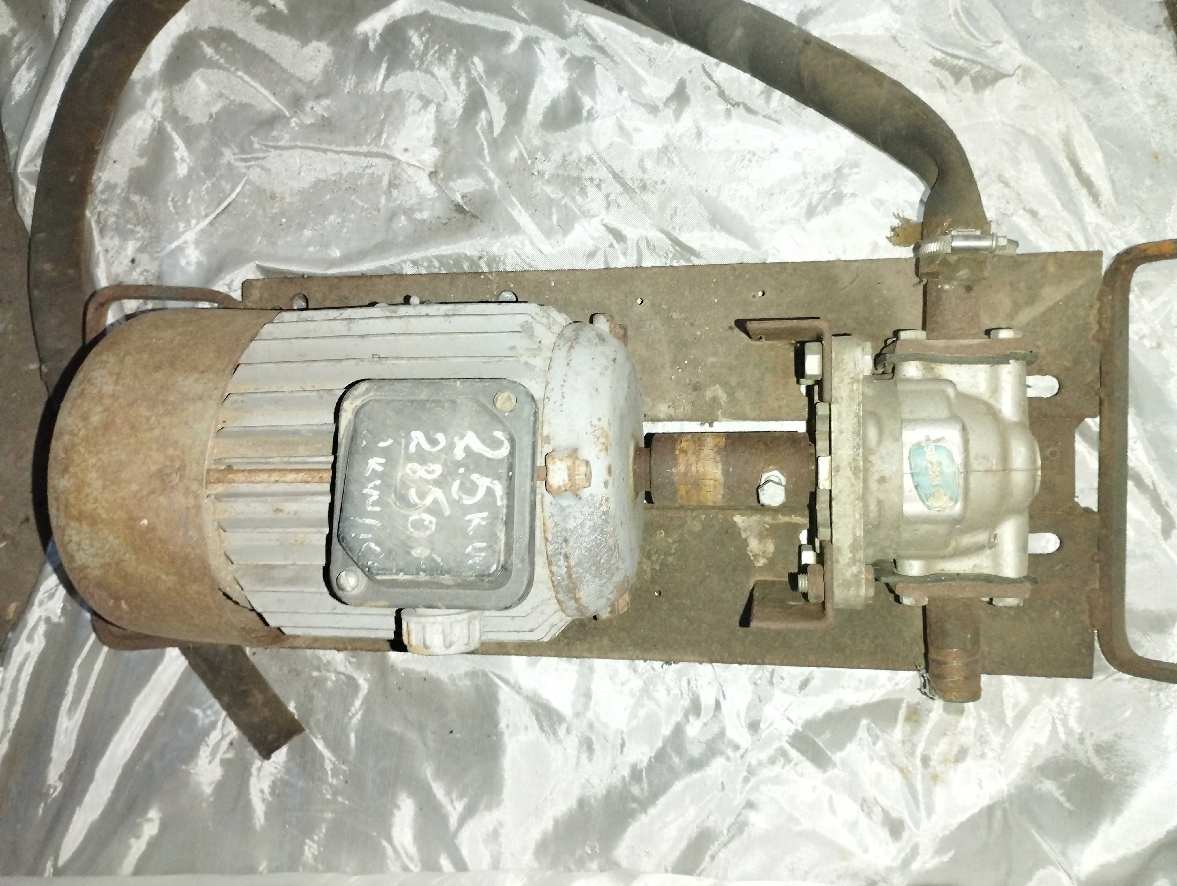 Насос НШ32 м-3, с двигателем.
