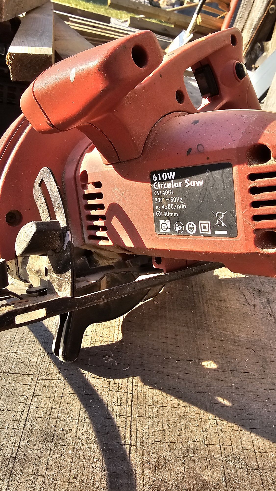 Piła tarczowa używana sprawna 610w