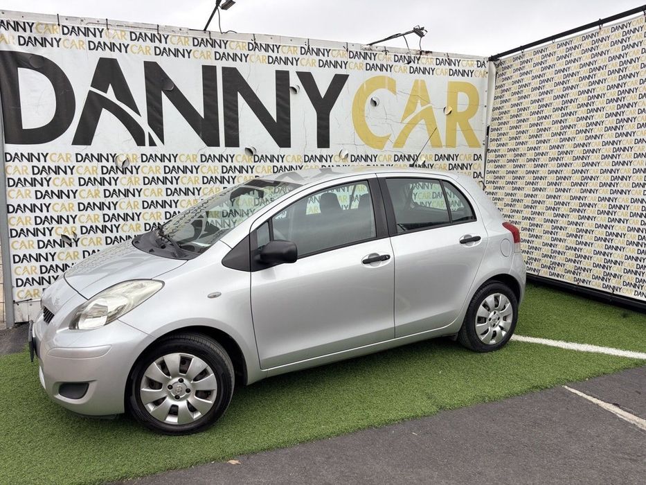 Toyota Yaris 1.0 VVT-i AC+VSC