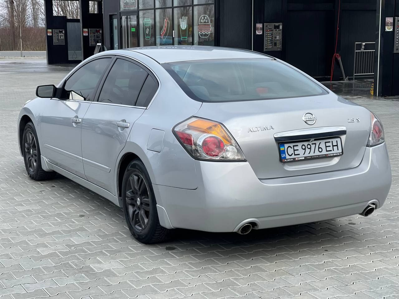 Nissan Altima 2010, 2.5 бензин, автомат