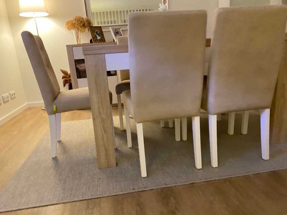 Mesa de jantar Paris - marca Lourini com 6 cadeiras estofadas