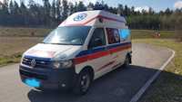 Ambulans karetka Volkswagen Transporter T5 2.0 TDI  przejscie  W.A.S