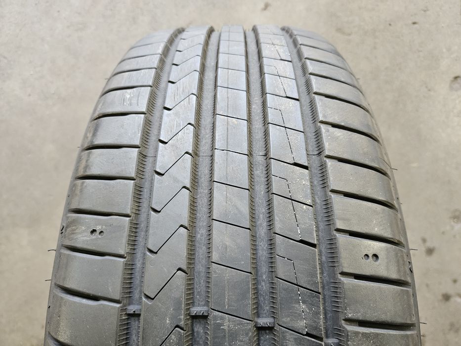 2x 215/55R17 98W XL Hankook Ventus Prime 4 K135 / 2x 7,5mm / 2024r.
