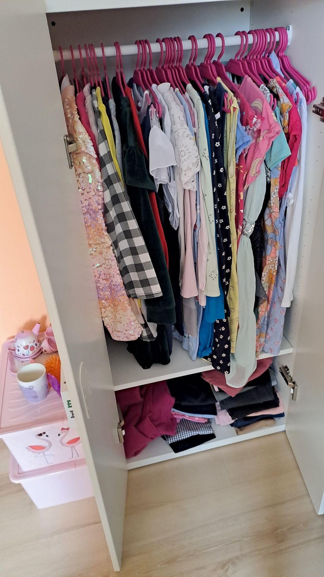 Smastad Ikea Szafa do pokoju dziecięcego meble dziecięce białe półki