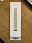 Bracelete desportiva Nike Desert Stone de 42 mm
- M/L Apple Watch