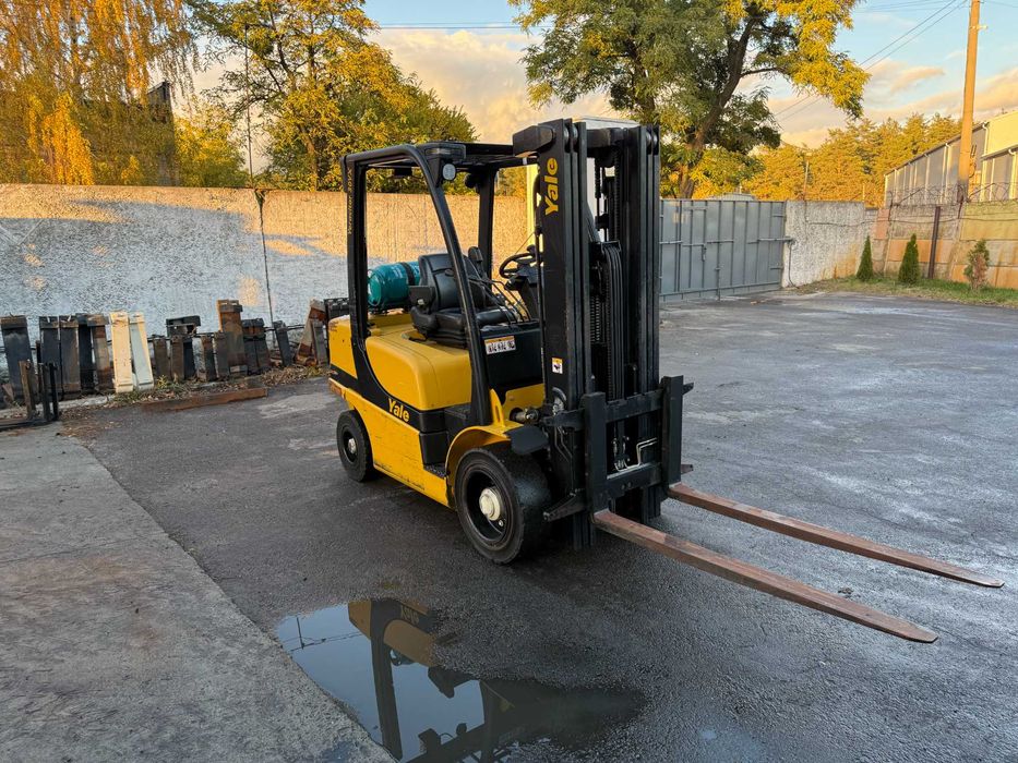 Навантажувач вилковий YALE GLP30VX Вагонник