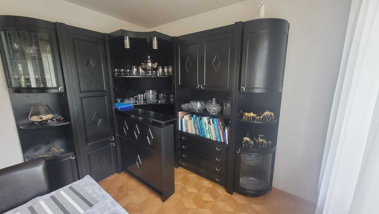 REGAŁ z barem ze Swarzędza
