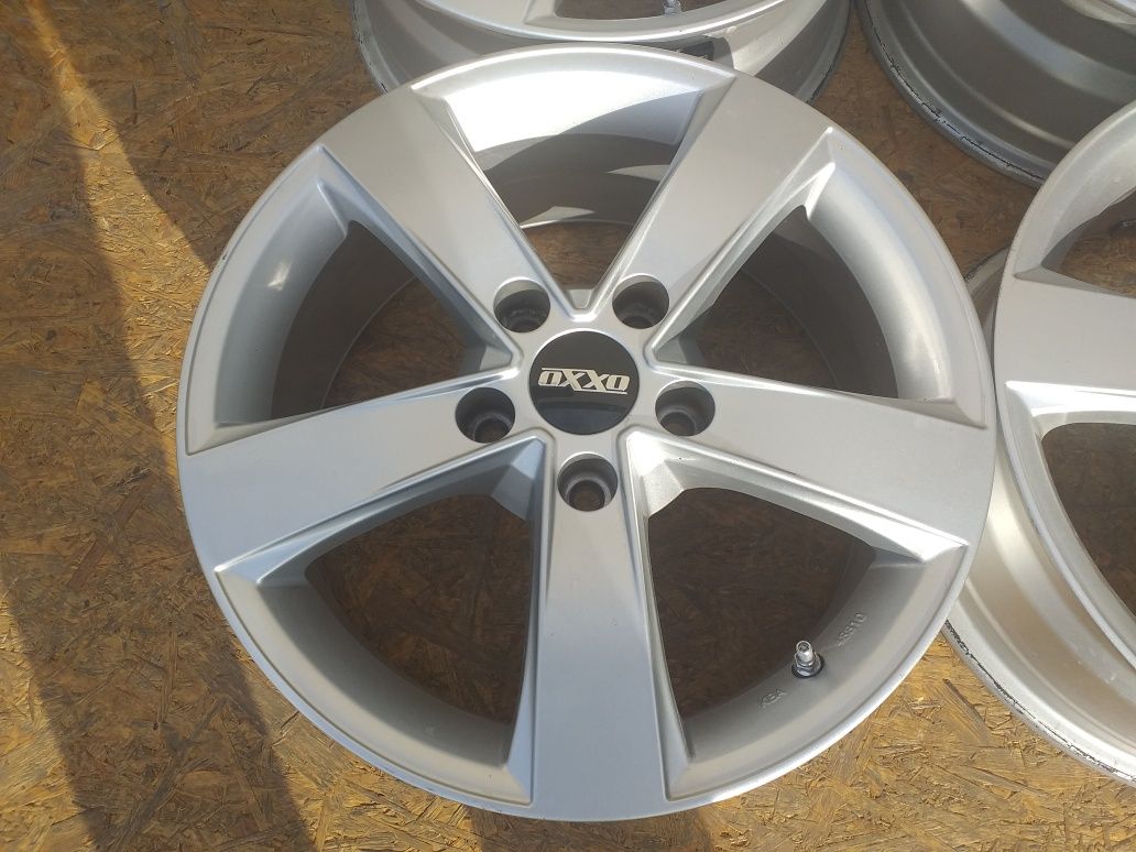 Felgi 5x114.3 16 TOYOTA Avensis Corolla Auris Verso Rav4 Yaris Cross