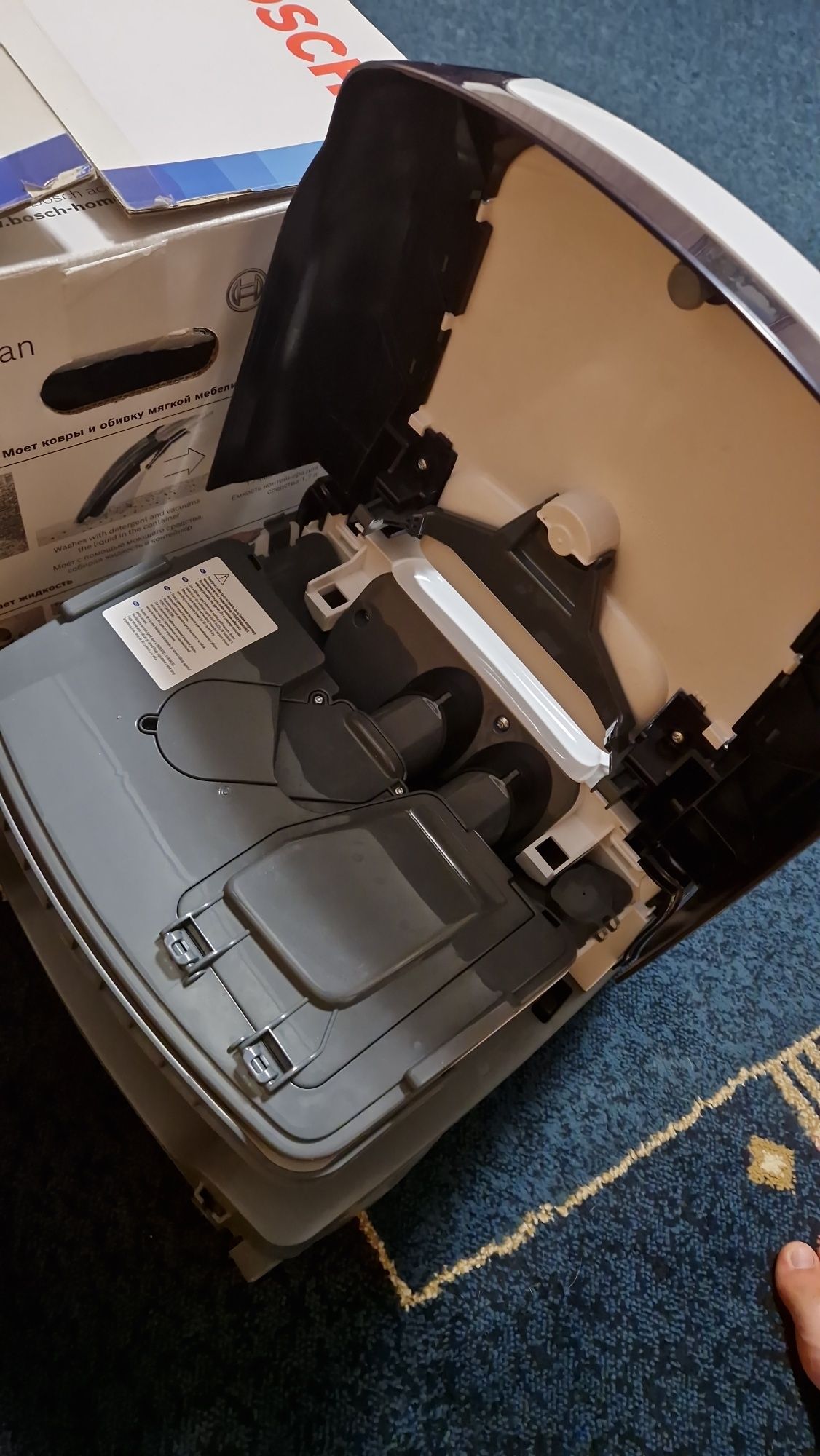 Пилосос Bosch Wet&dry BWD41740