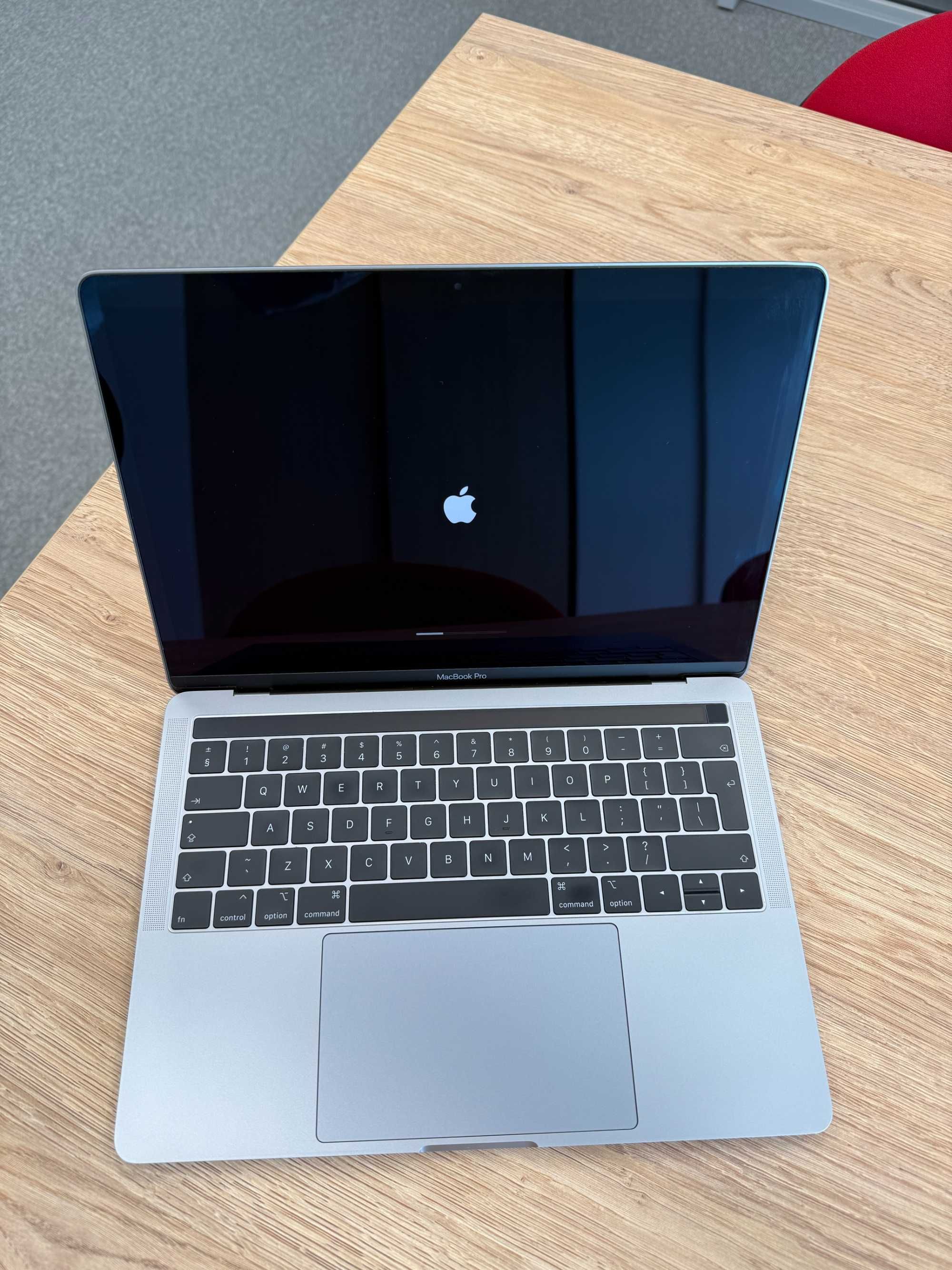 Apple MacBook Pro 13" A1989 | i7, 16GB RAM, 1TB SSD, macOS Sequoia