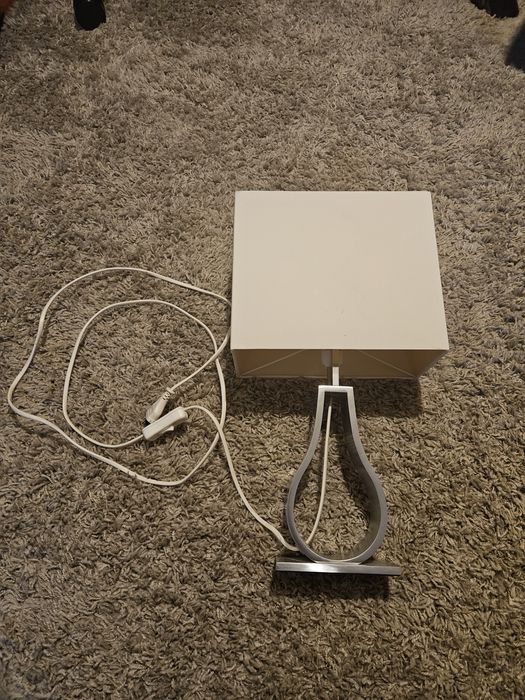 Candeeiro de mesa IKEA