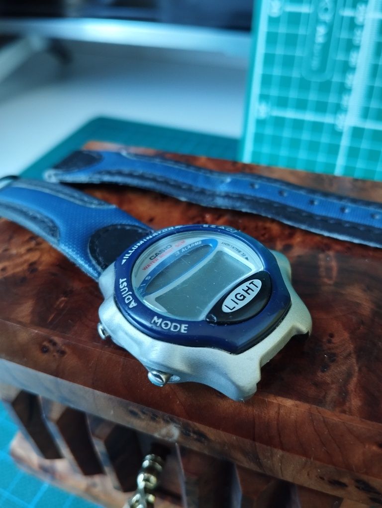 Casio illuminator 34mm digital quartz watch japan retro gift him her m