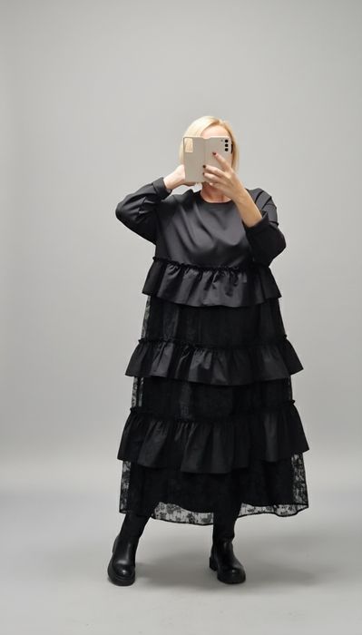 Włoska sukienka perełka