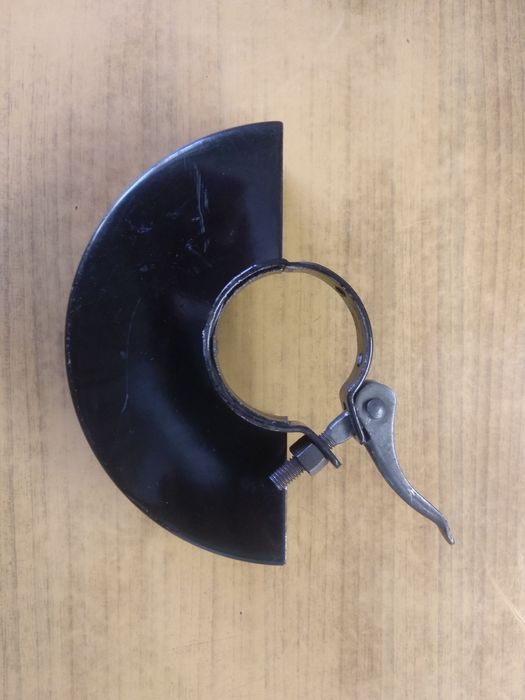 Защитный кожух болгарки Makita макита