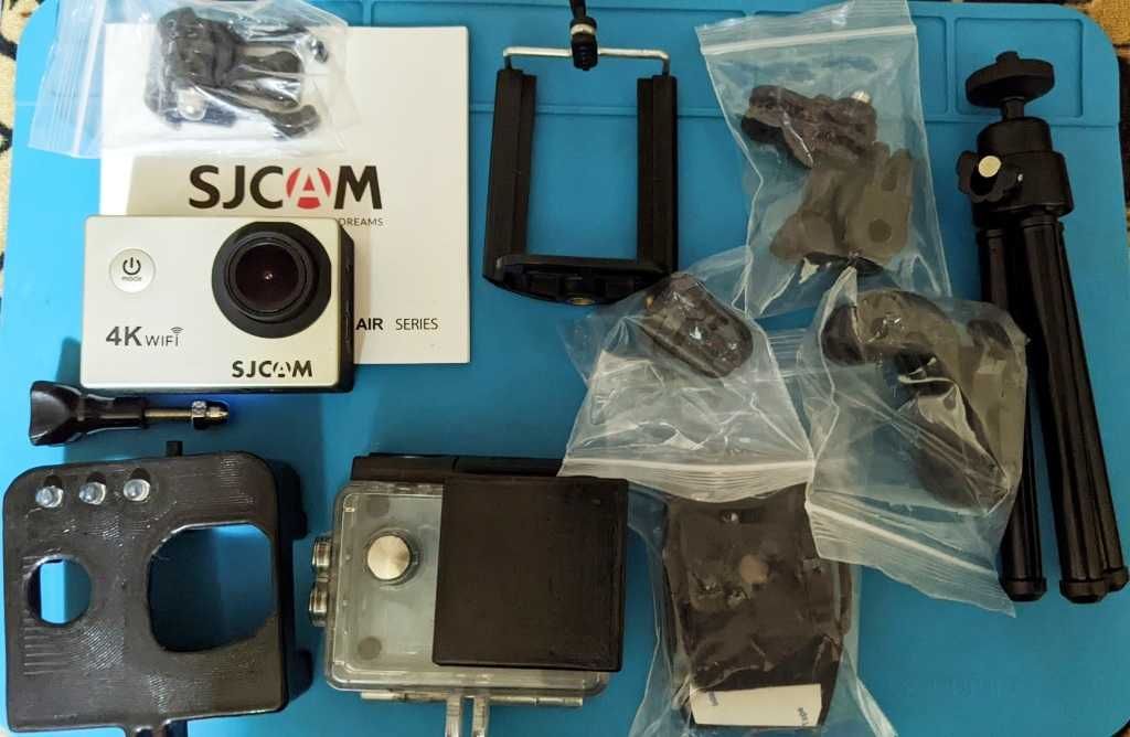 Экшн камера SJCAM SJ4000 Air 4К с Wi-Fi и большим набором аксессуаров.