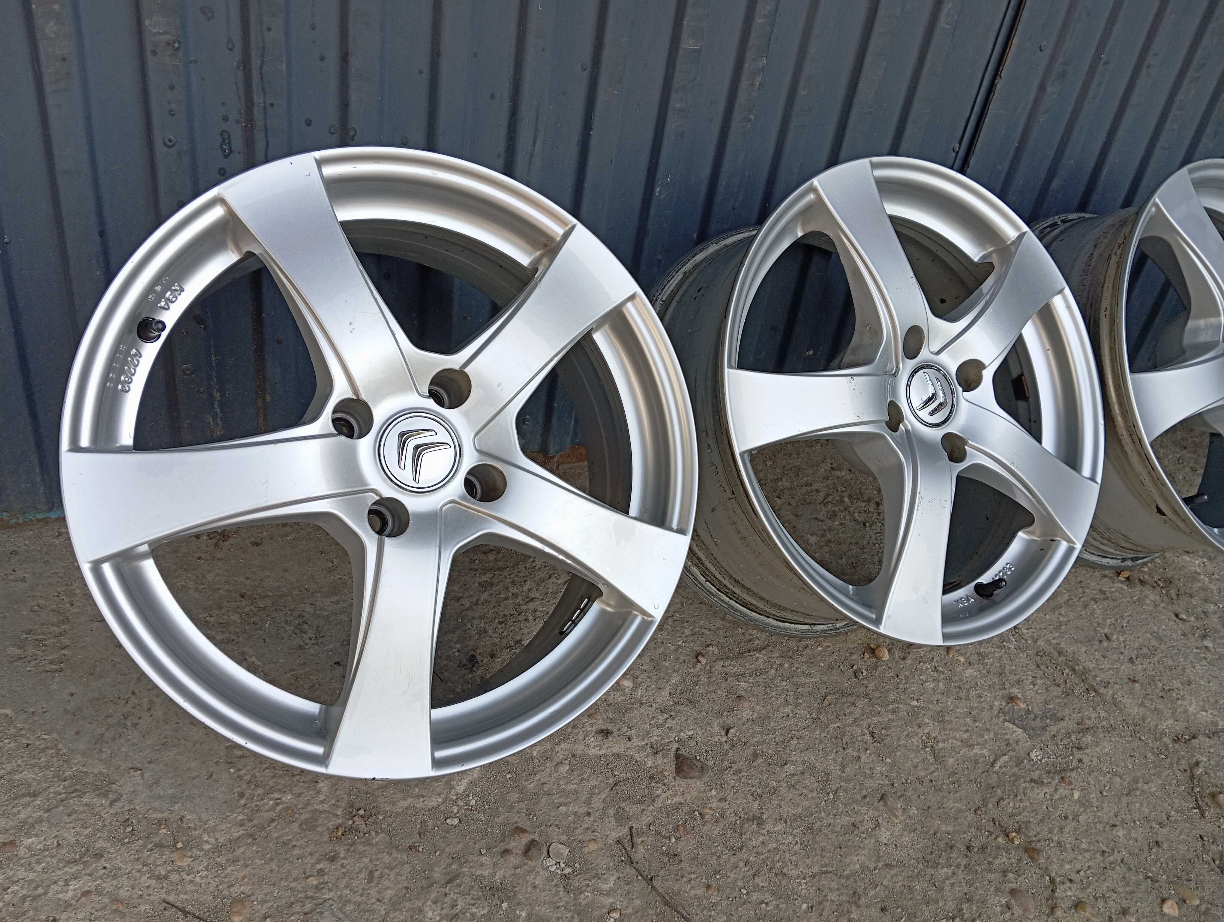 Felgi Dezent 17'' 7J 4x108 ET25 Peugeot 207 208 Citroen C3 Berlingo