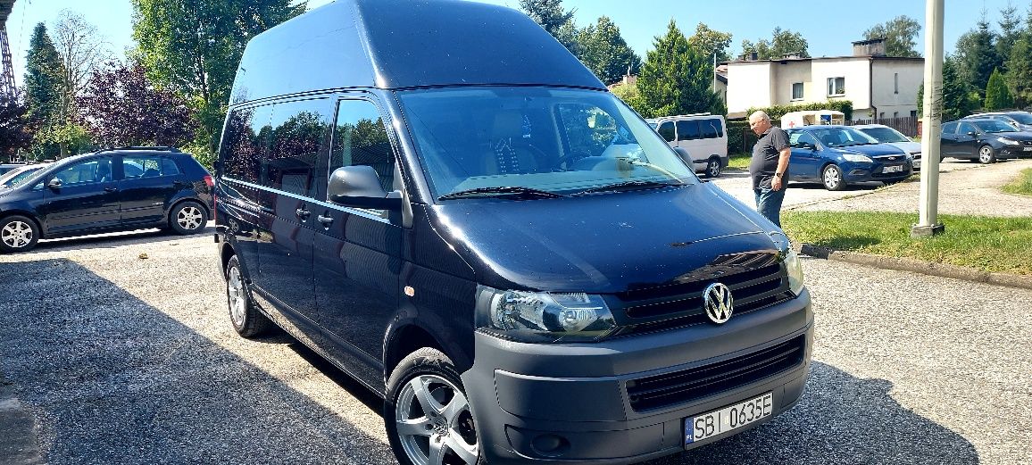 VW T5,2013r,9osobowy,2.0tdi.klima,wysoki,długi,osobowy,faktura